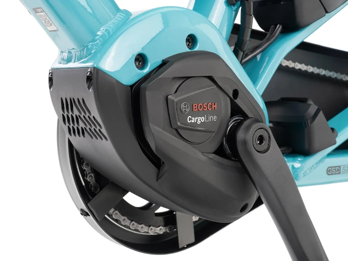A motor built into a cargo bike with the inscription "Bosch Cargoline"